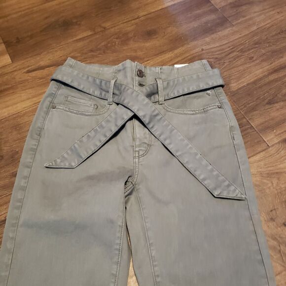 White House Black Market  Army Green NWT Pants  Slim Crop Sz 00R - Picture 2 of 9